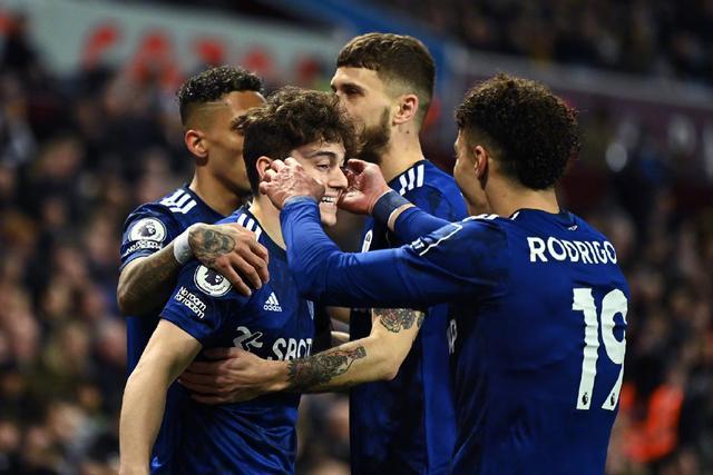 面对韩国梅开二度制胜，拜合拉木荣获本届熊猫杯赛事MVP