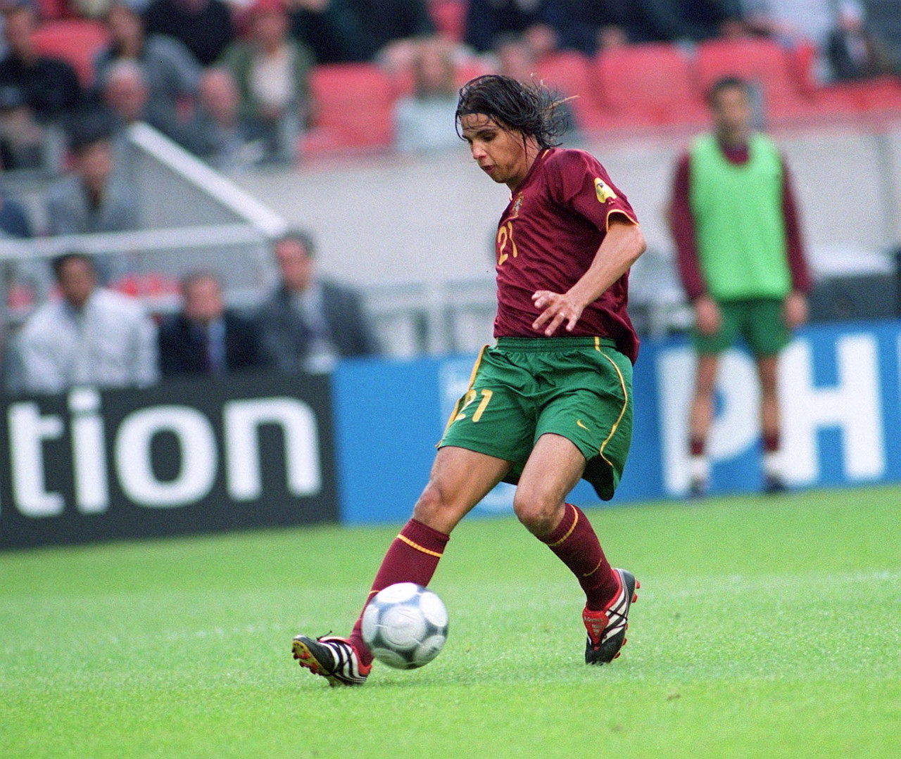 拉波尔塔：诺坎普永远是梅西的家；已将亚马尔伤情告知西足协