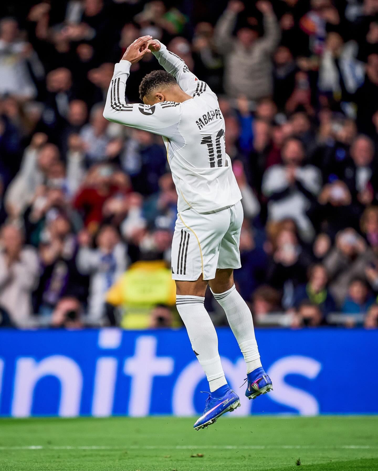 2025年成都混合团体世界杯，中国队卫冕夺冠，日本队以8-2战胜中国香港队，张本美和失一局。