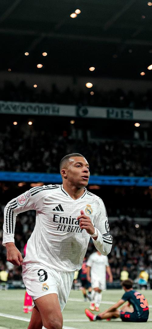 全队站位越踢越有感觉