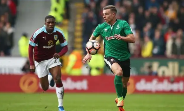 克尔费尔德：成为首位单场对诺伊尔打进两个点球的人？太棒了