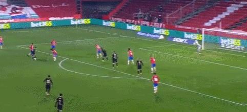 迈克·布朗谈沙梅特右肩伤情：将在未来几天接受全面评估