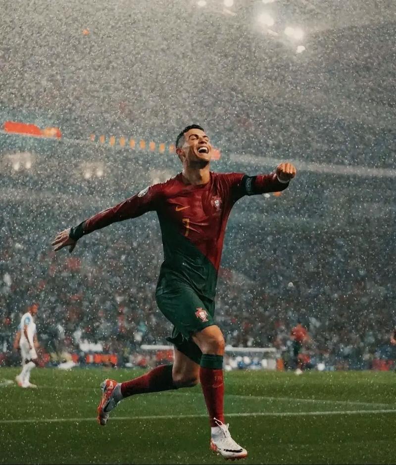 记者：兰克尔-泽在海牛出征杭州前拂袖而去，职业素养低