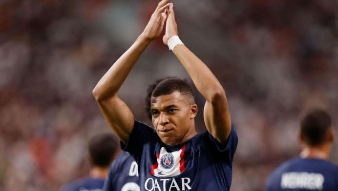 曾引起争议，西安国际足球中心草坪已重新铺设，明年3月达标