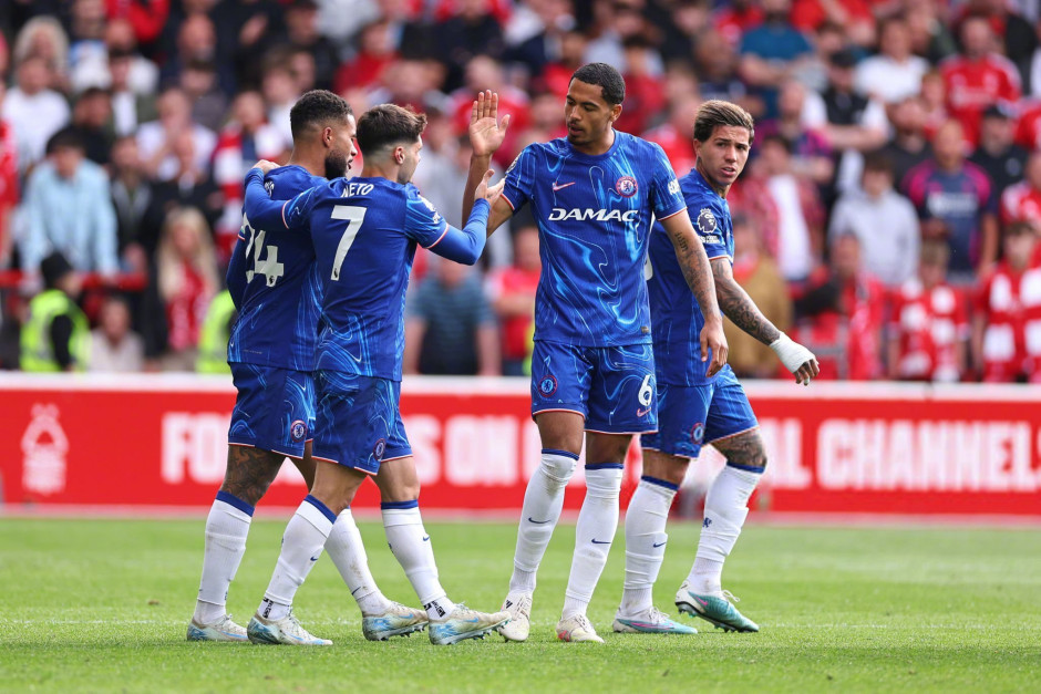 NBA交易市场动态：湖人完成签约,